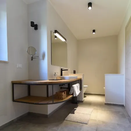 L'abbraccio Della Quercia - Apartment *