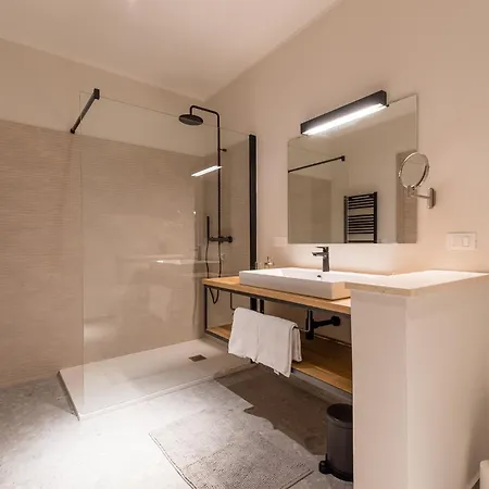 L'abbraccio Della Quercia - Апартаменты Momjan